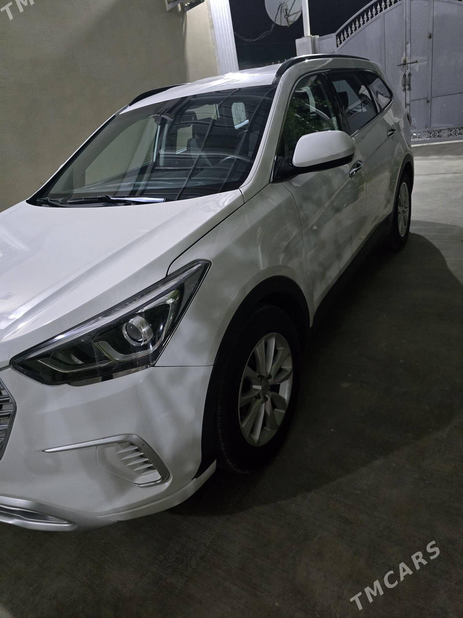 Hyundai Santa Fe 2017 - 300 000 TMT - Aşgabat - img 2