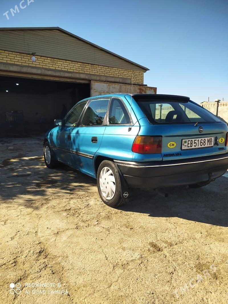 Opel Astra 1992 - 35 000 TMT - Mary - img 6