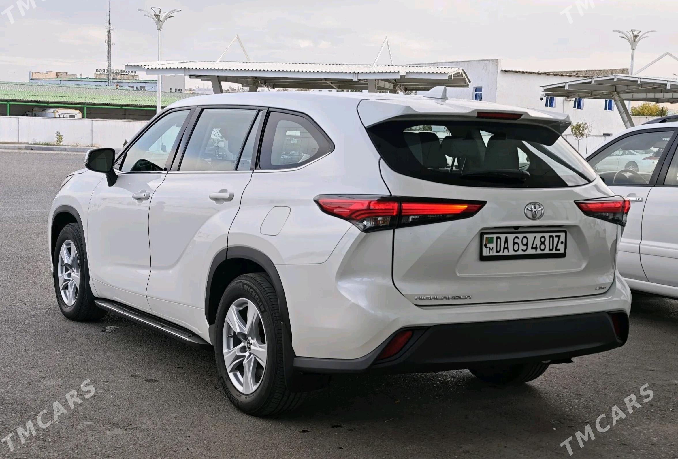 Toyota Highlander 2021 - 535 000 TMT - Türkmenbaşy etr. - img 2