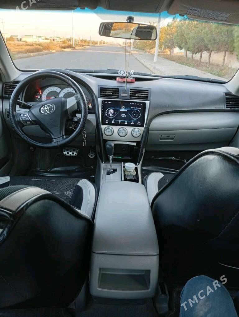 Toyota Camry 2011 - 200 000 TMT - Гарабекевюл - img 3