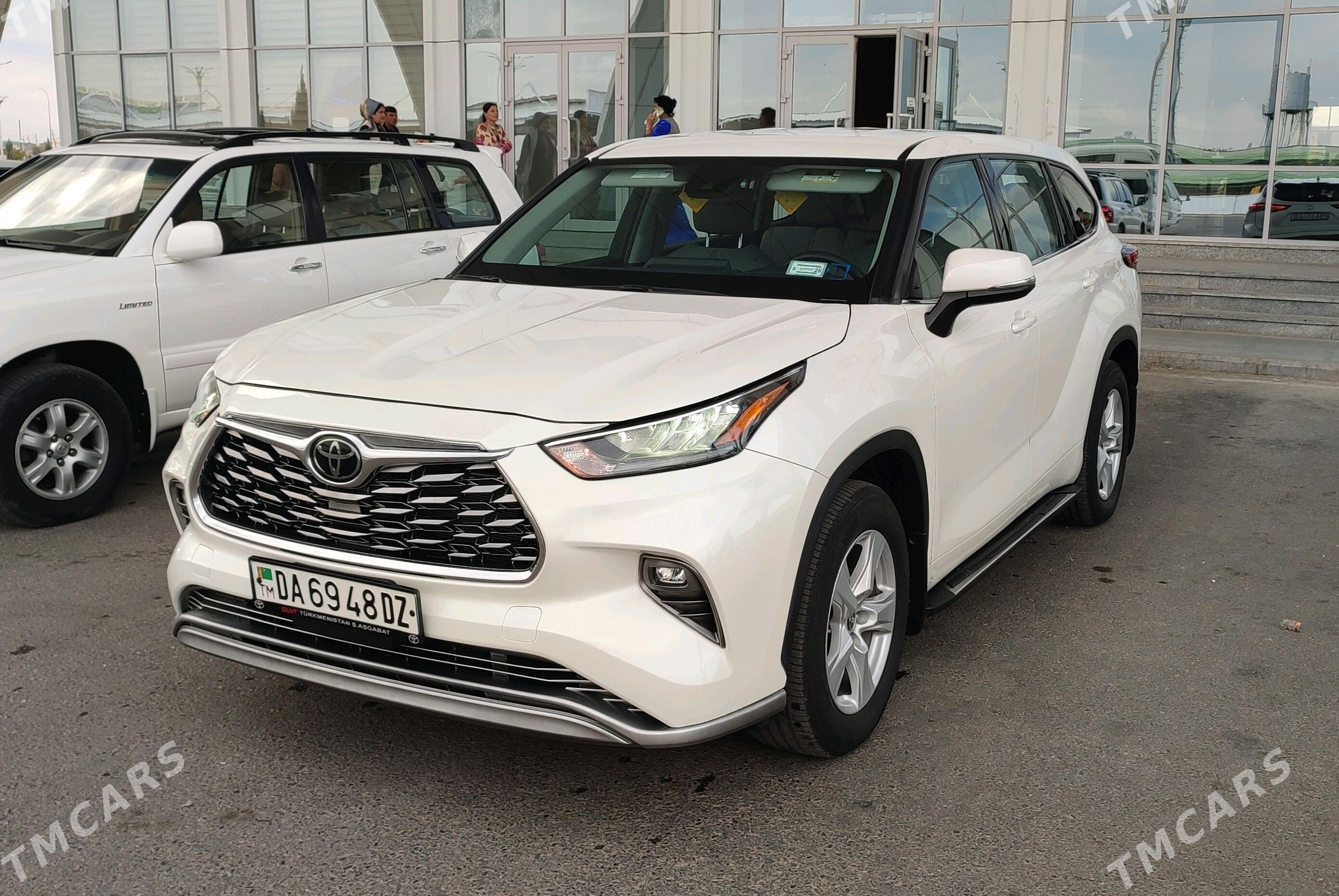 Toyota Highlander 2021 - 535 000 TMT - Türkmenbaşy etr. - img 4