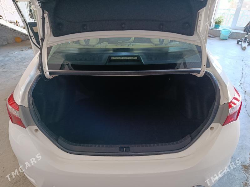 Toyota Corolla 2017 - 240 000 TMT - Türkmenabat - img 8