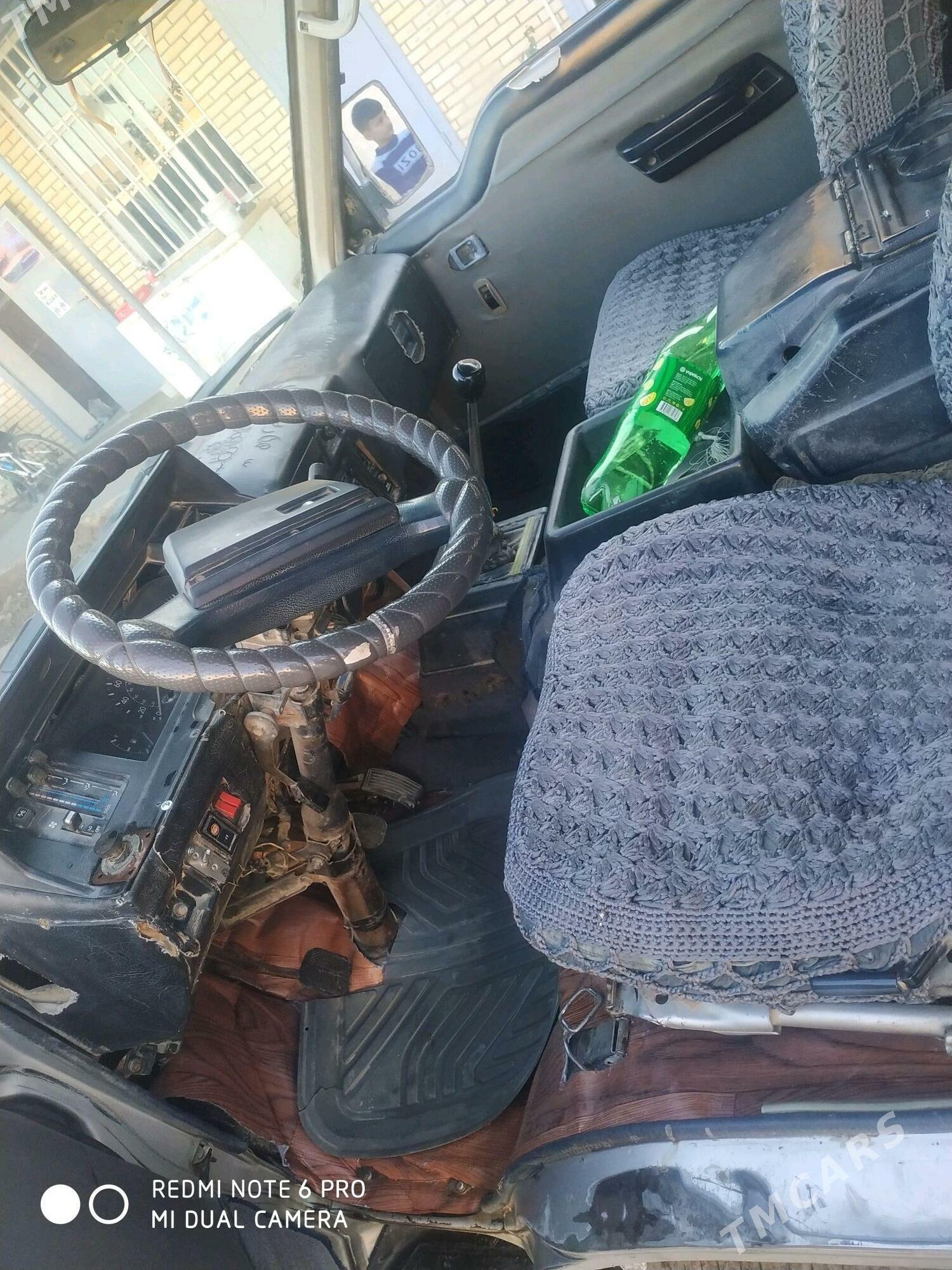 Toyota Hiace 1989 - 35 000 TMT - Mary - img 6