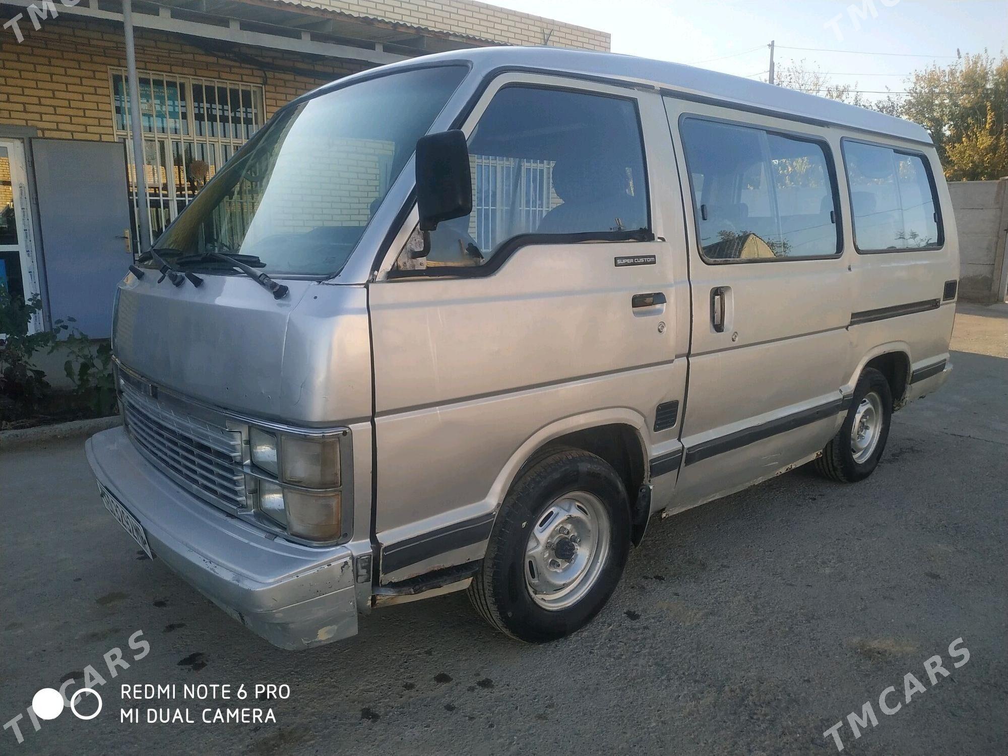 Toyota Hiace 1989 - 35 000 TMT - Mary - img 2