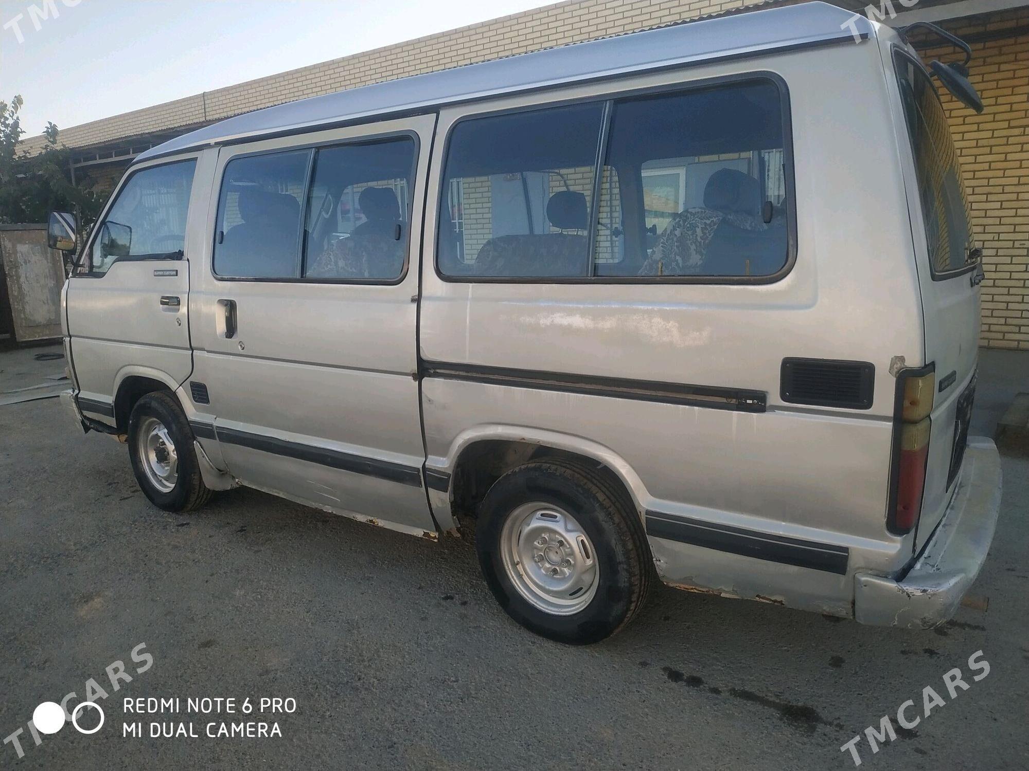 Toyota Hiace 1989 - 35 000 TMT - Mary - img 3