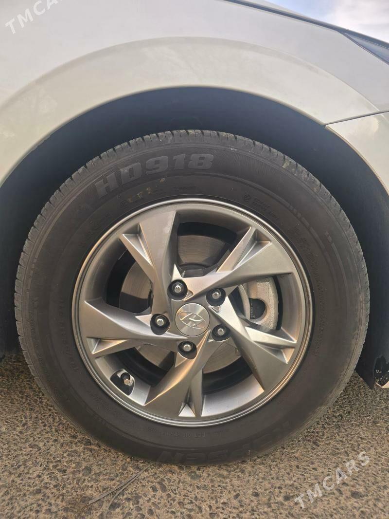 Hyundai Elantra 2021 - 245 000 TMT - Ашхабад - img 8