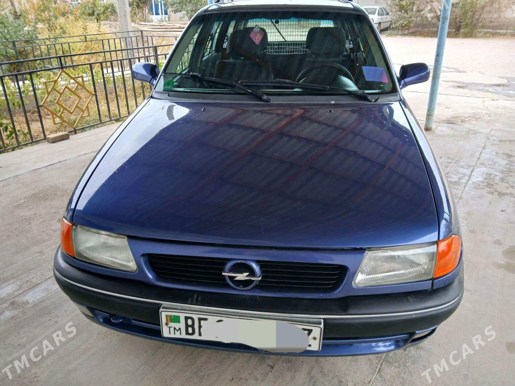 Opel Astra 1996 - 56 000 TMT - Gubadag - img 1