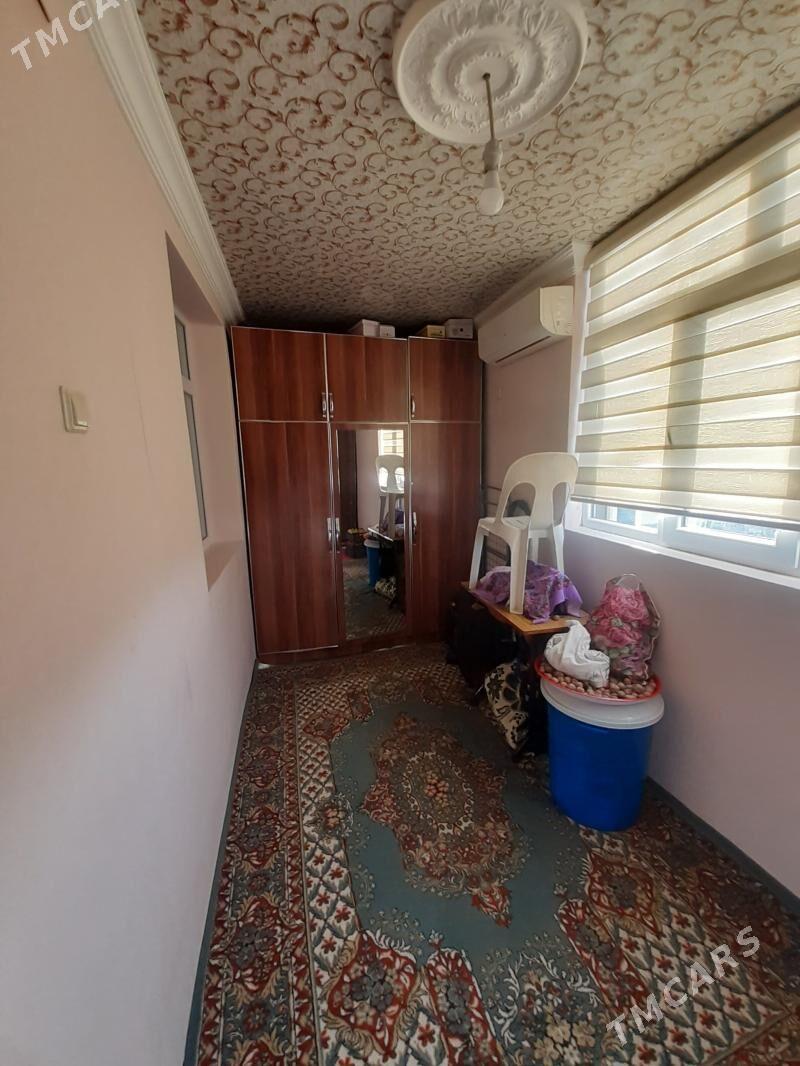 10 мкр, 2ком, 4/4 этаж - 10 mkr - img 3