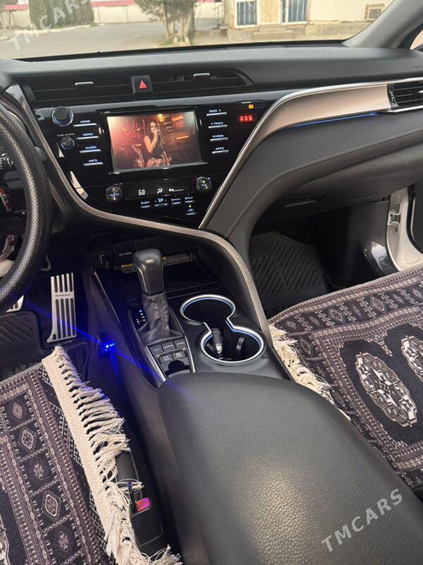 Toyota Camry 2018 - 330 000 TMT - Мары - img 8