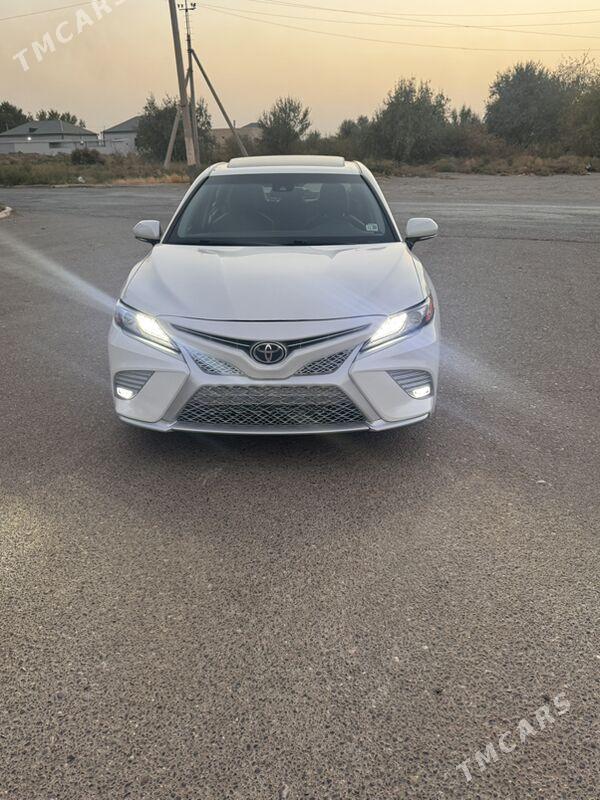 Toyota Camry 2018 - 330 000 TMT - Мары - img 2