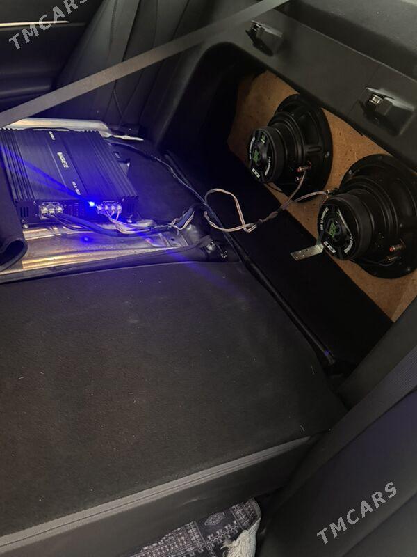 Toyota Camry 2018 - 330 000 TMT - Мары - img 7