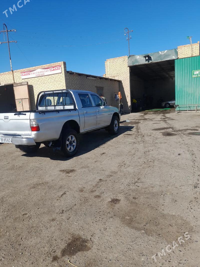 Mitsubishi L200 2004 - 90 000 TMT - Сакар - img 2
