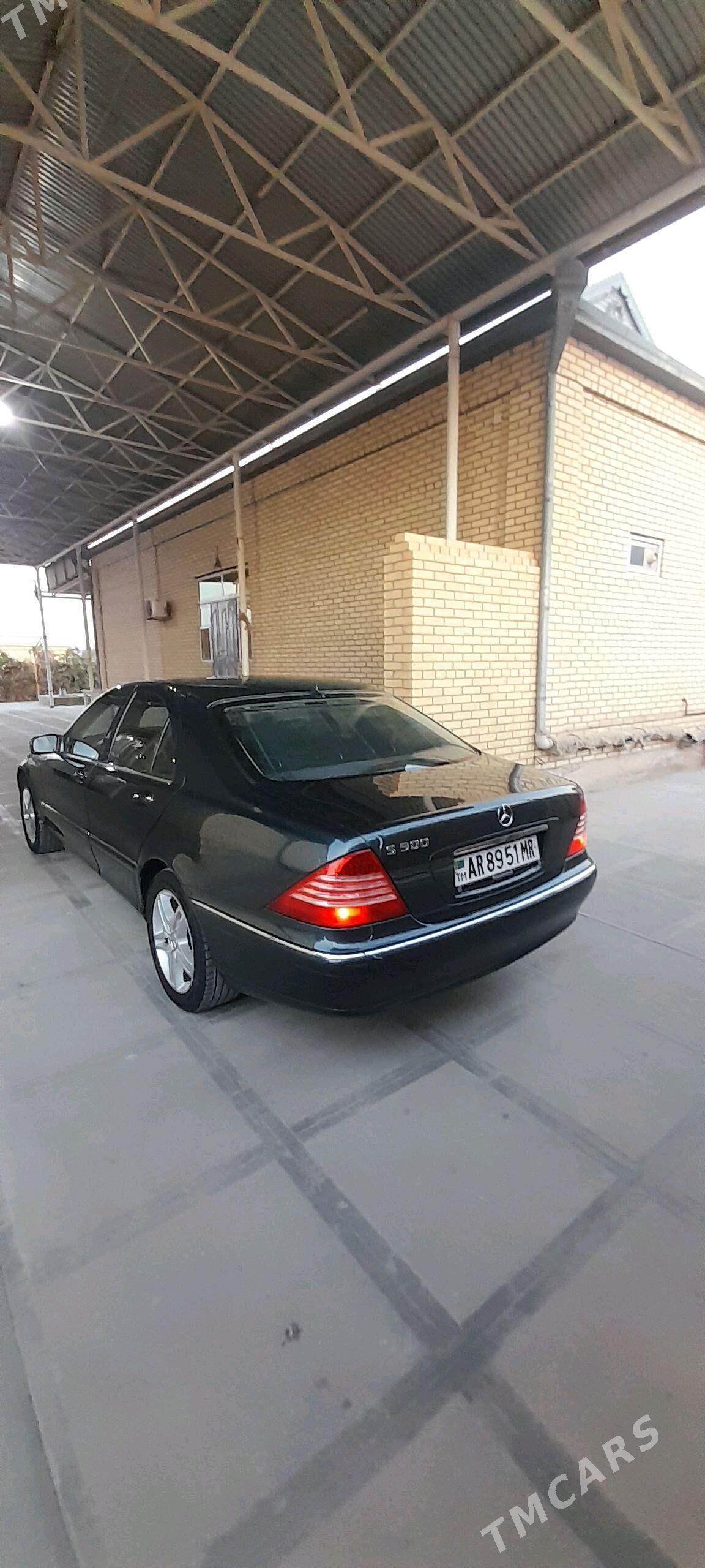 Mercedes-Benz E320 2000 - 159 000 TMT - Мары - img 10