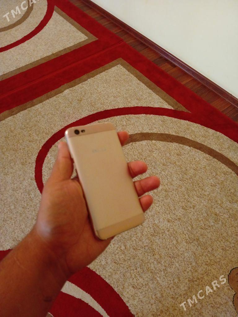 TELEFON BLU 16 GB ARZAN - Aşgabat - img 2