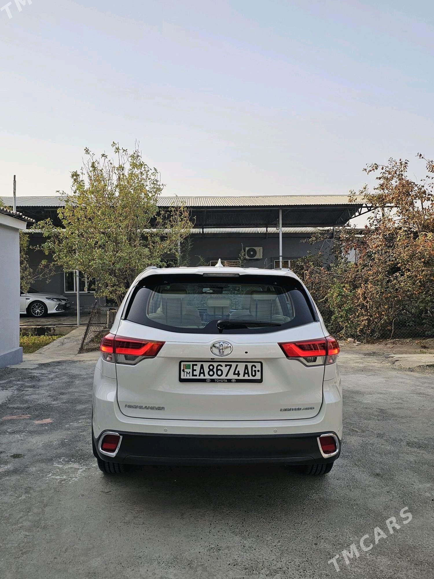 Toyota Highlander 2016 - 440 000 TMT - Ашхабад - img 5