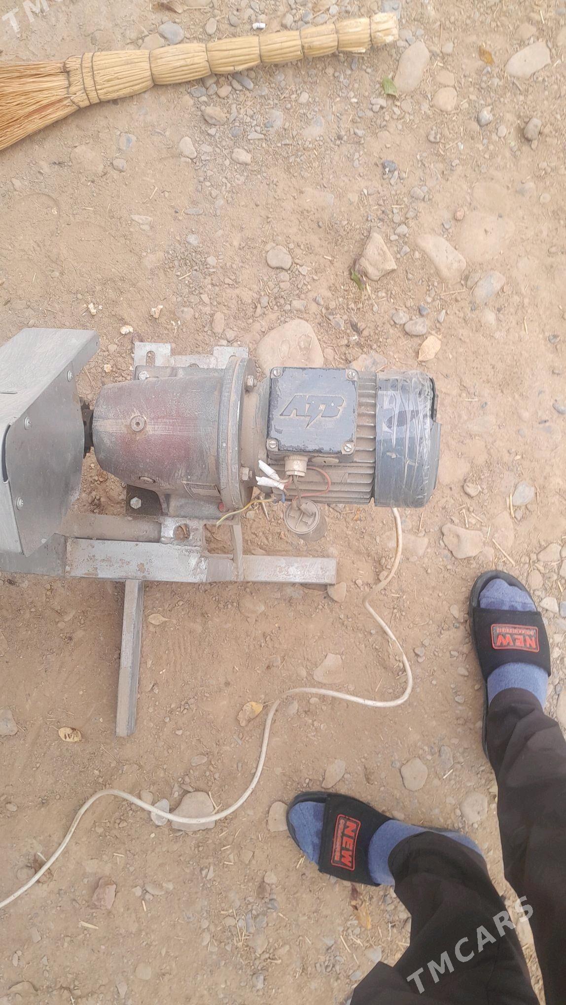 corek dowralyan - Бабадайхан - img 1