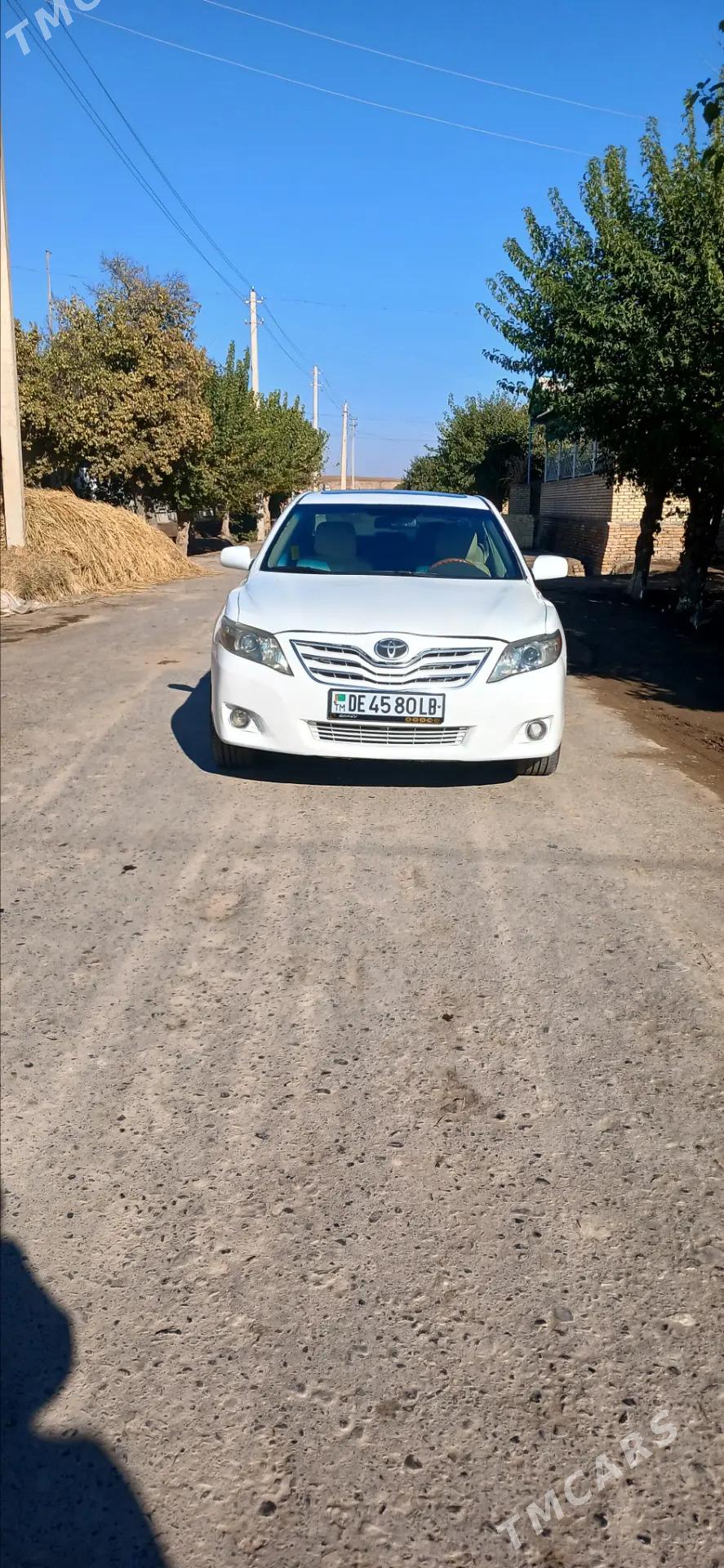 Toyota Camry 2009 - 210 000 TMT - Халач - img 1