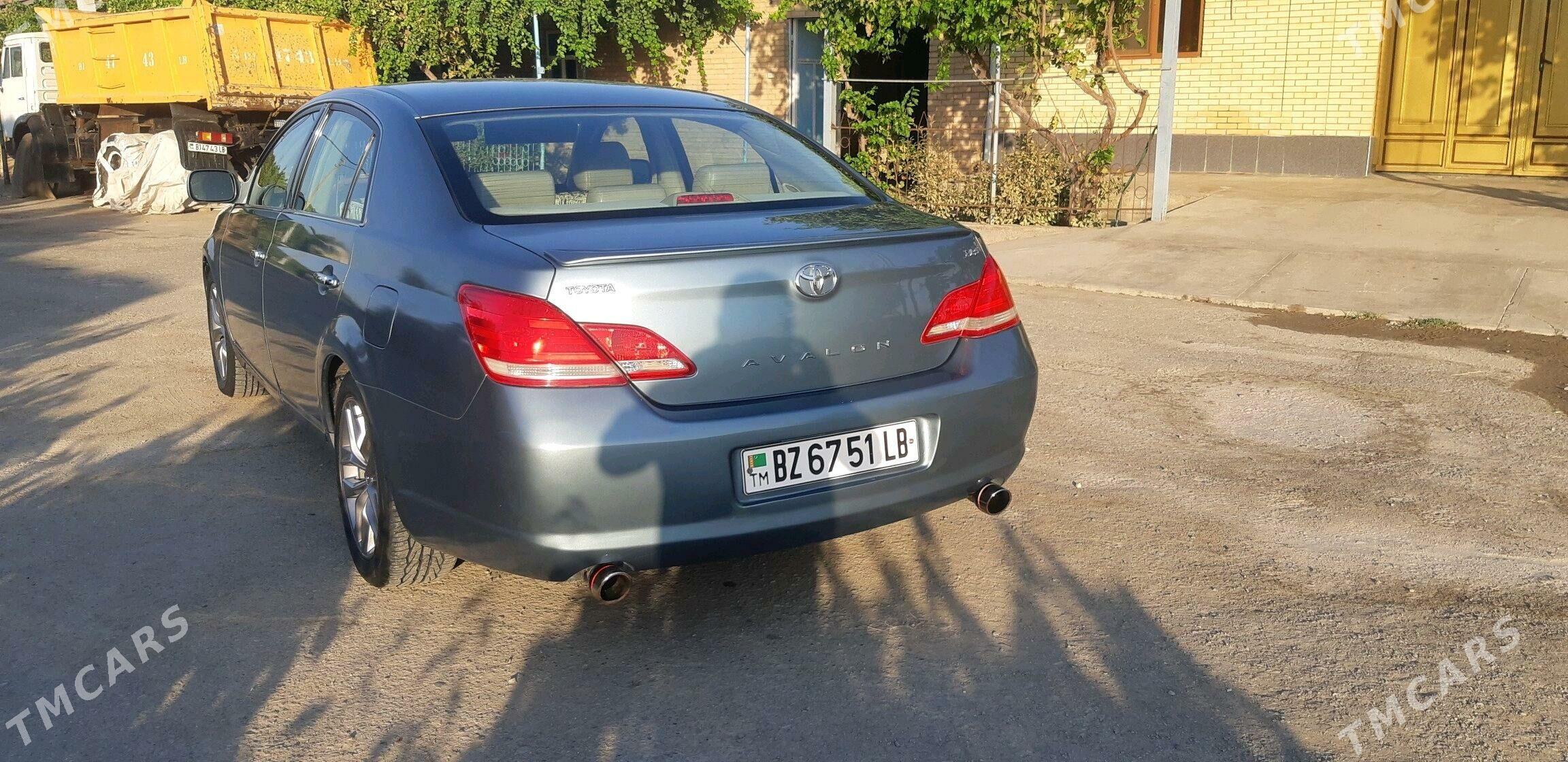 Toyota Avalon 2005 - 200 000 TMT - Фарап - img 4