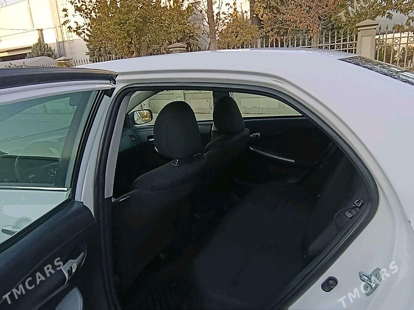 Toyota Corolla 2011 - 172 000 TMT - Büzmeýin - img 4