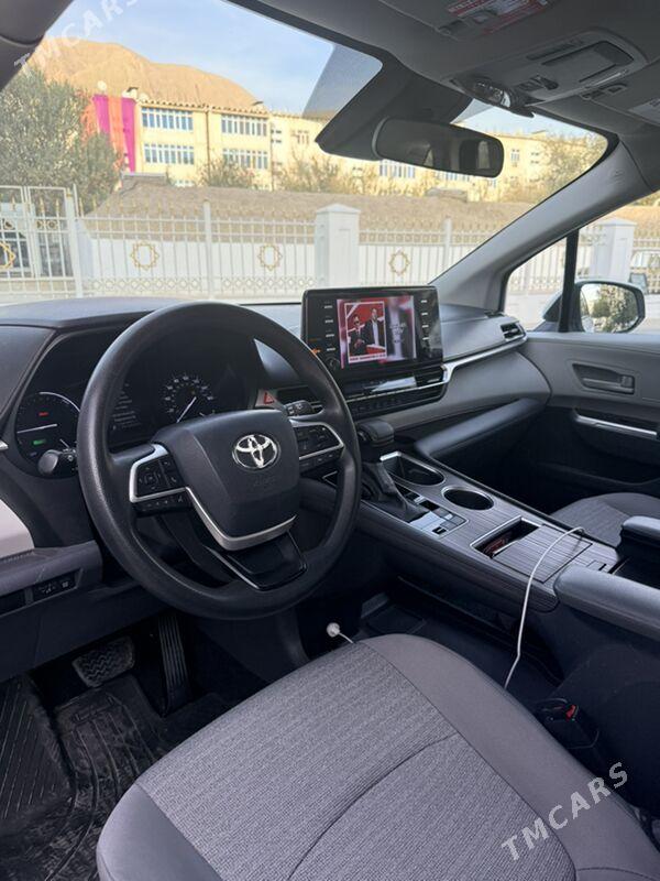 Toyota Sienna 2021 - 500 000 TMT - Balkanabat - img 4