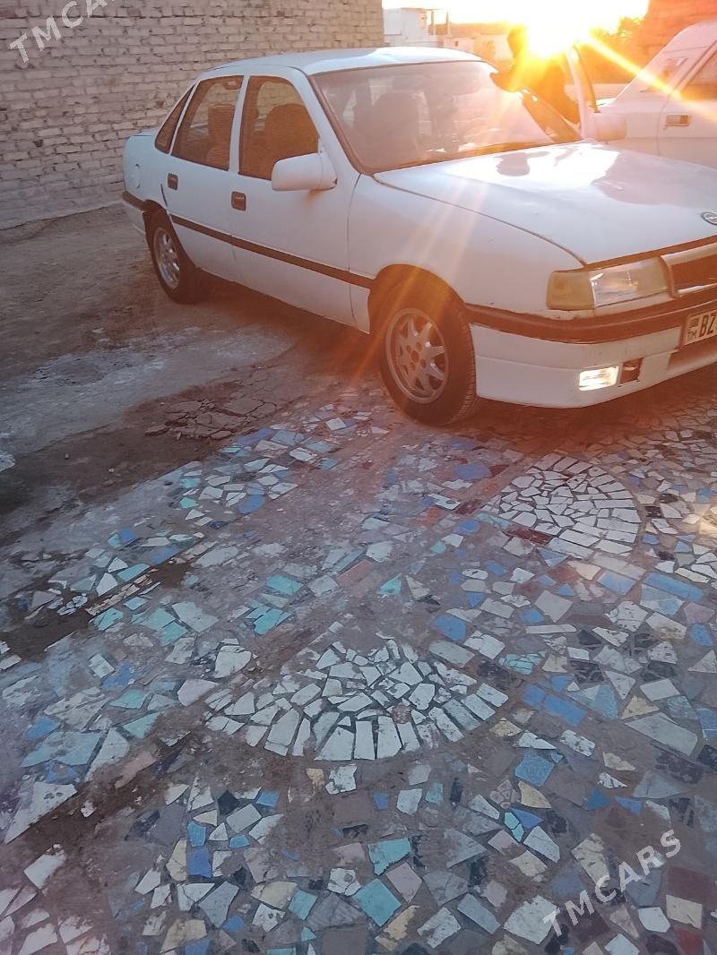 Opel Vectra 1992 - 24 000 TMT - Çärjew - img 3