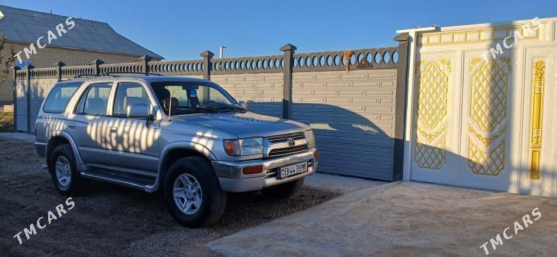 Toyota 4Runner 2000 - 167 000 TMT - Мары - img 1
