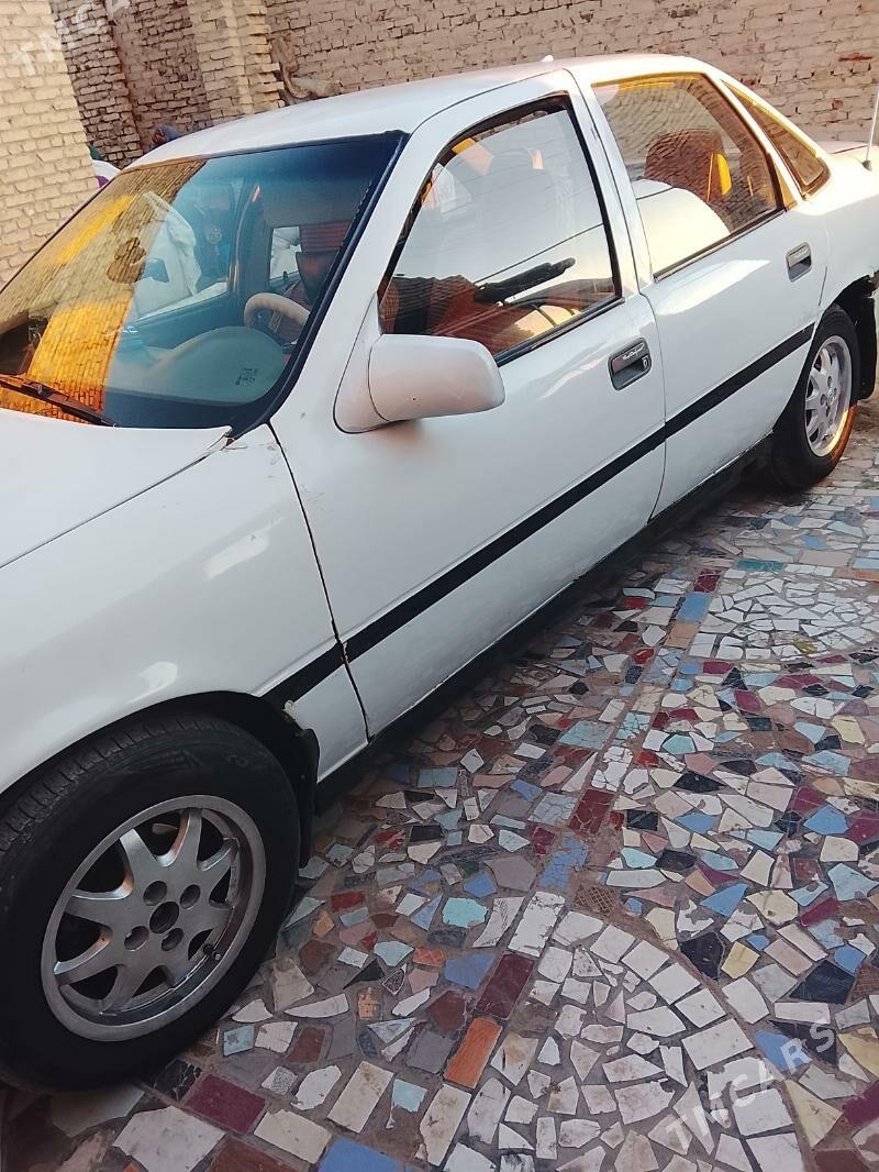 Opel Vectra 1992 - 24 000 TMT - Çärjew - img 7