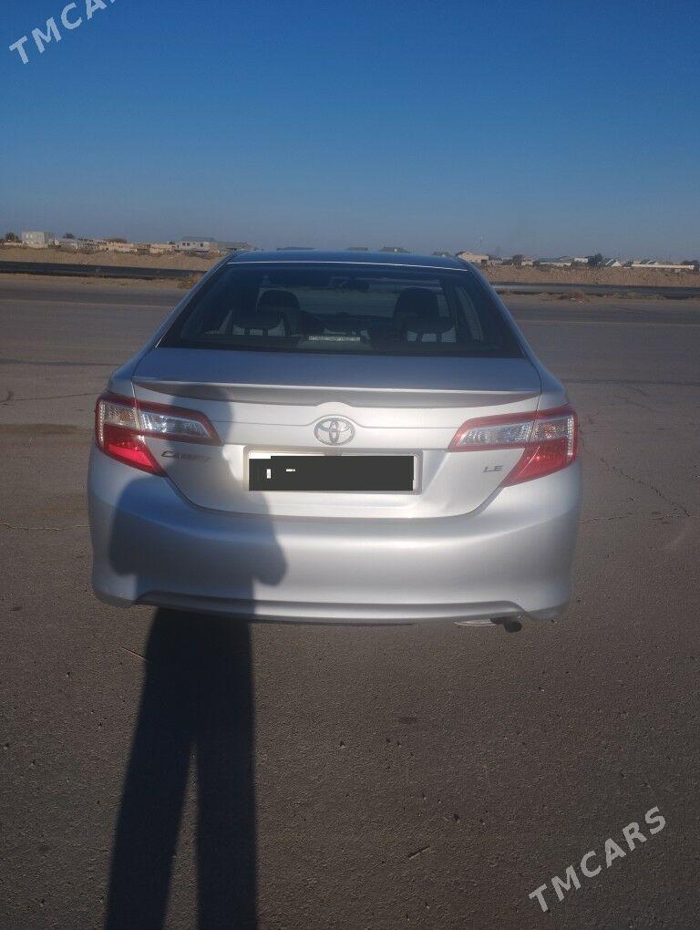 Toyota Camry 2011 - 250 000 TMT - Туркменабат - img 4