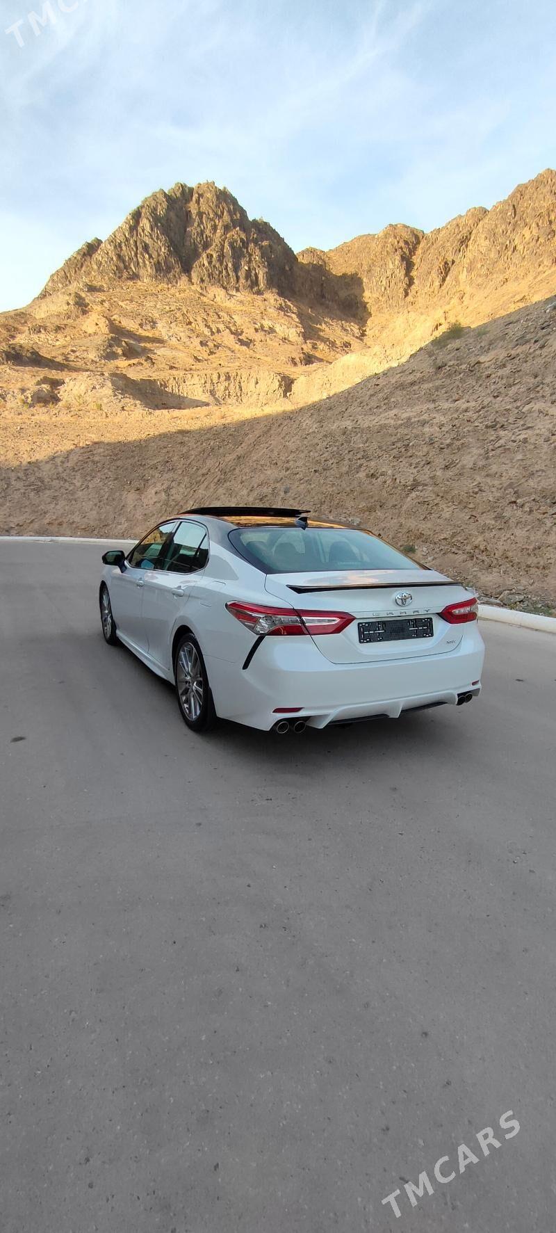 Toyota Camry 2019 - 400 000 TMT - Türkmenbaşy - img 3