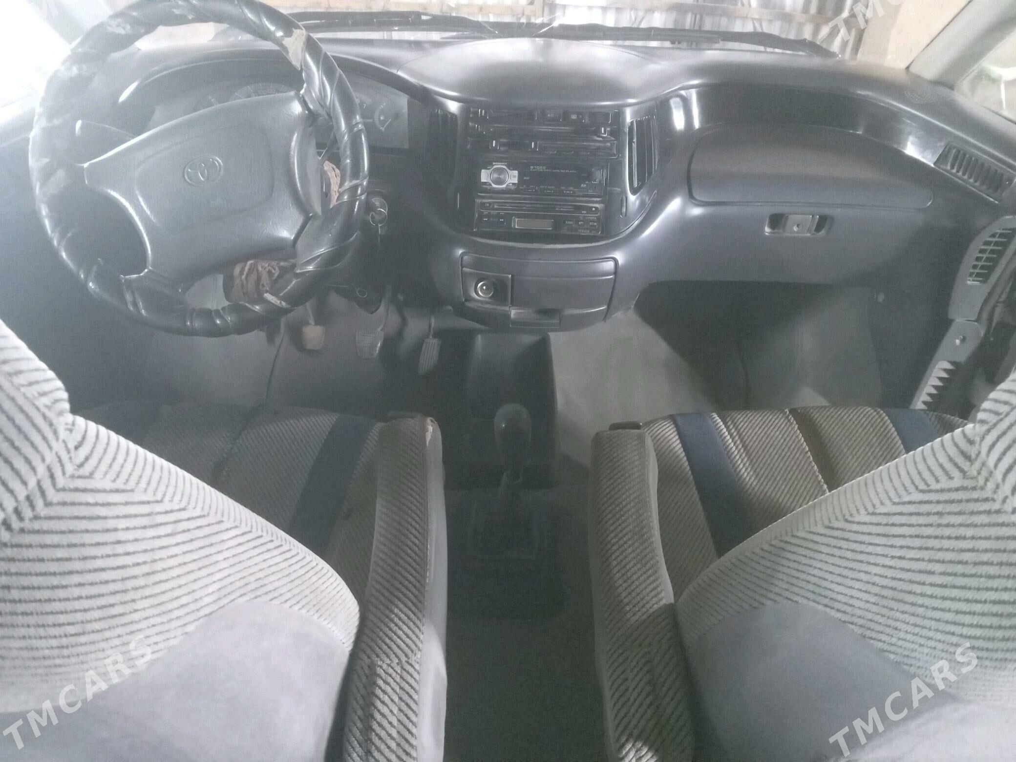 Toyota Previa 1993 - 52 000 TMT - Фарап - img 4