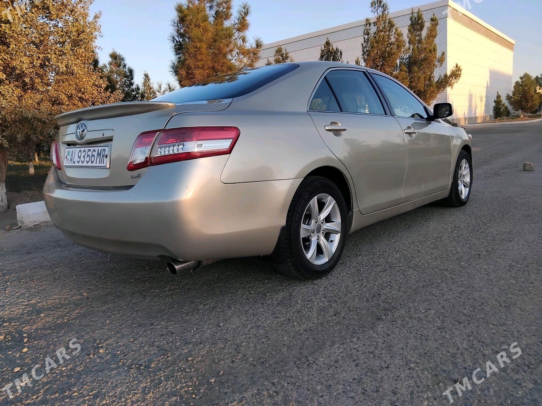 Toyota Camry 2011 - 180 000 TMT - Сакарчага - img 3