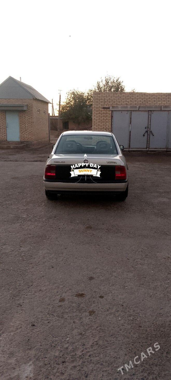 Opel Vectra 1992 - 36 000 TMT - Mary - img 4