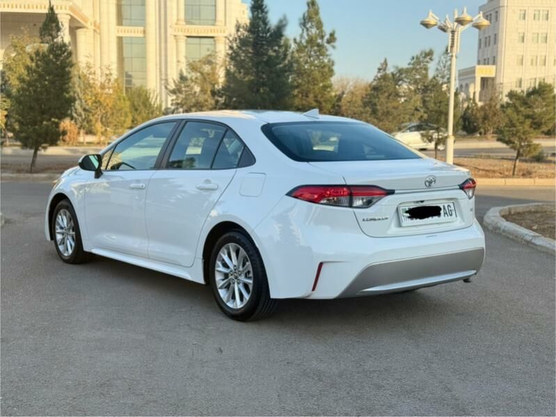 Toyota Corolla 2022 - 240 000 TMT - Aşgabat - img 4