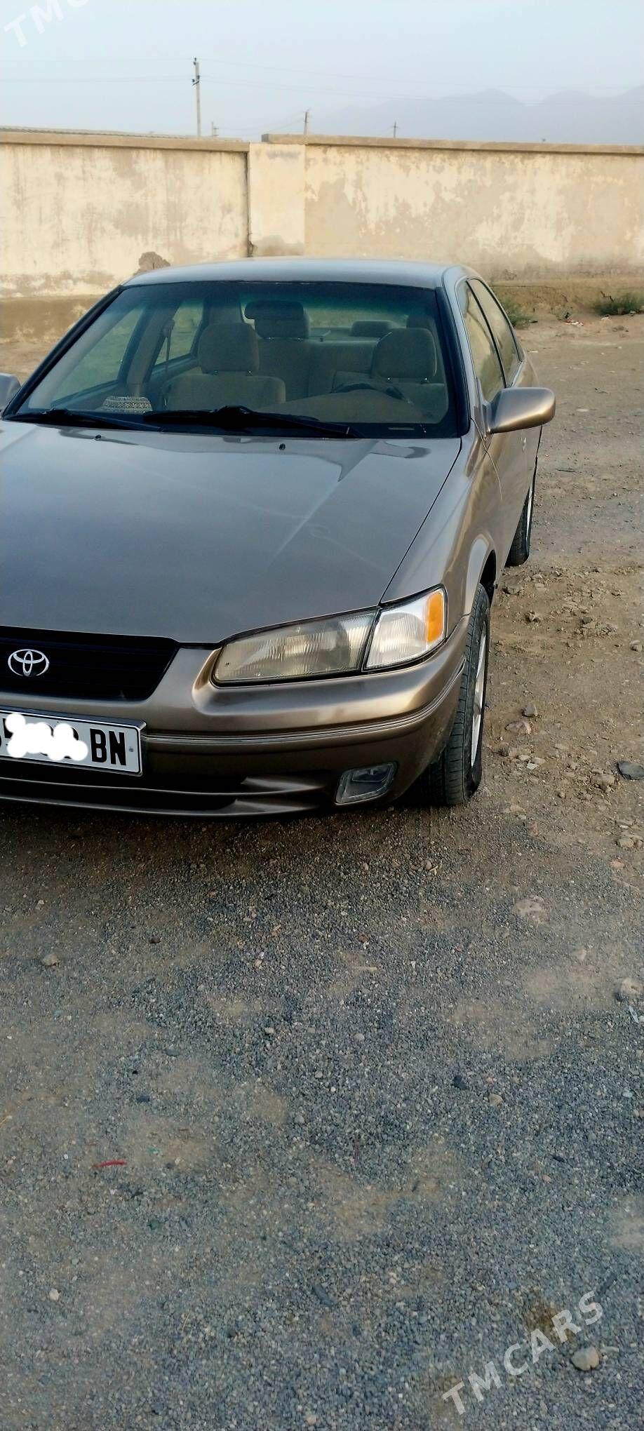 Toyota Camry 1999 - 132 000 TMT - Берекет - img 3