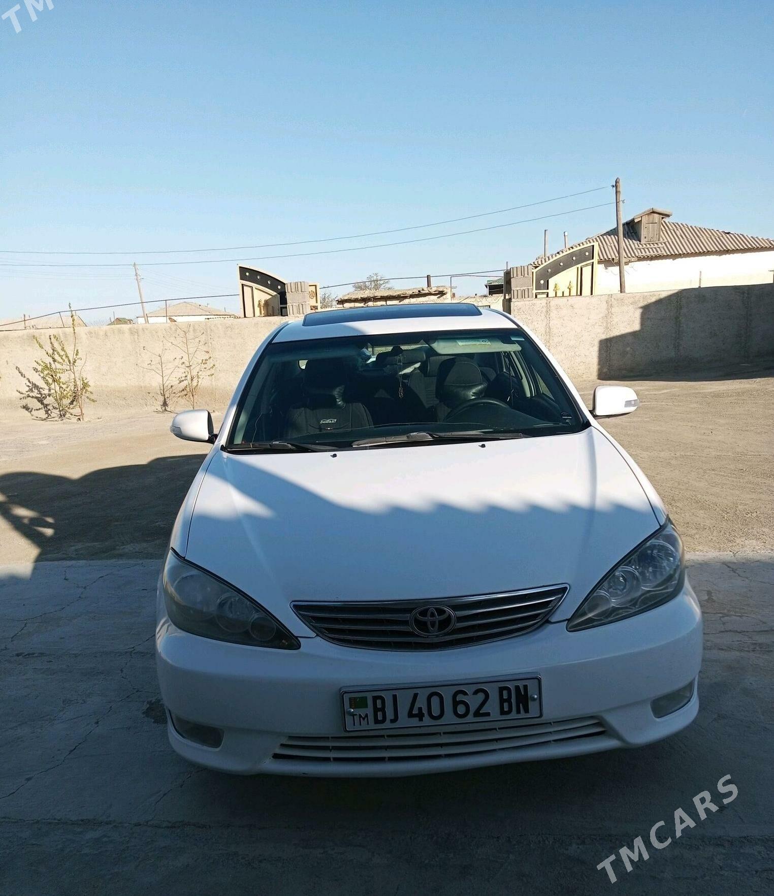 Toyota Camry 2003 - 160 000 TMT - Берекет - img 8