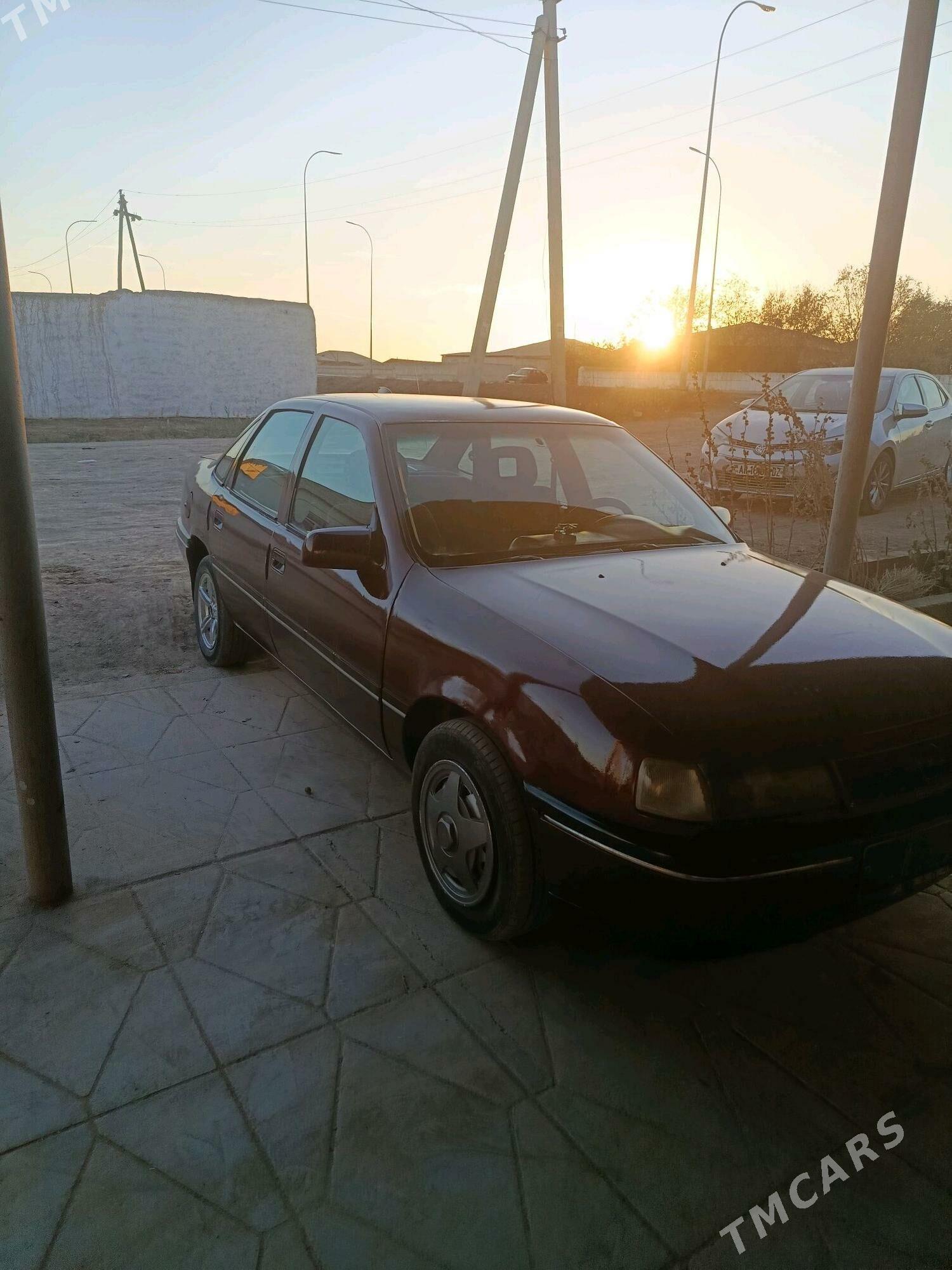 Opel Vectra 1992 - 23 000 TMT - Болдумсаз - img 2