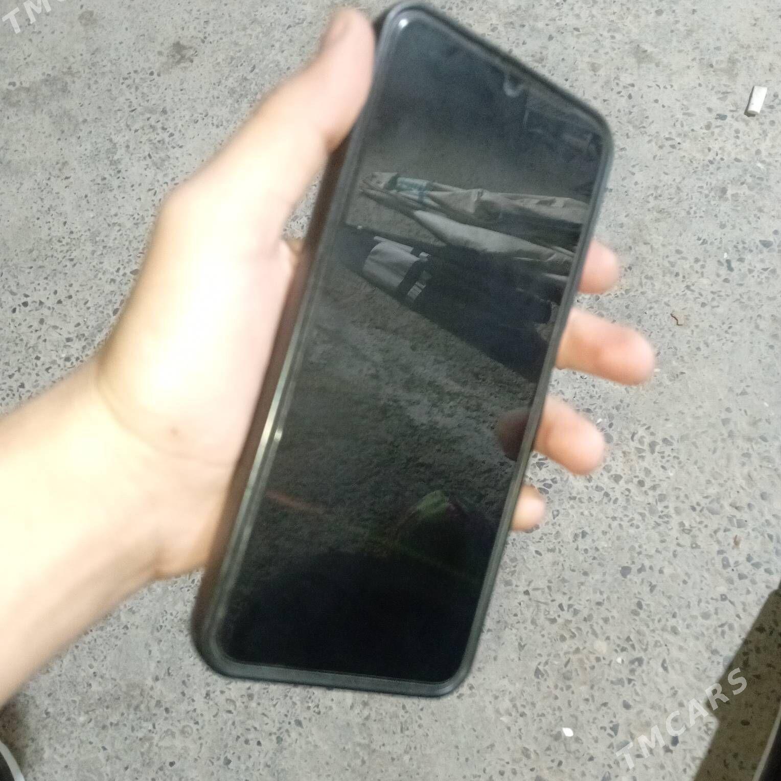 A05s    6/128 - Ak bugdaý etraby - img 2