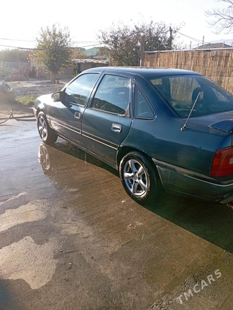 Opel Vectra 1993 - 35 000 TMT - Bäherden - img 1