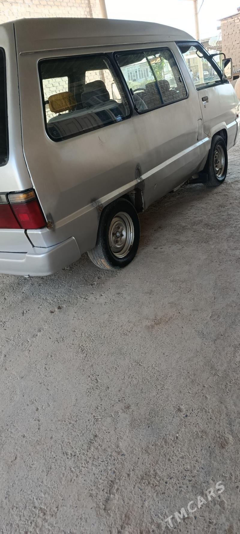 Toyota Town Ace 1992 - 30 000 TMT - Wekilbazar - img 3