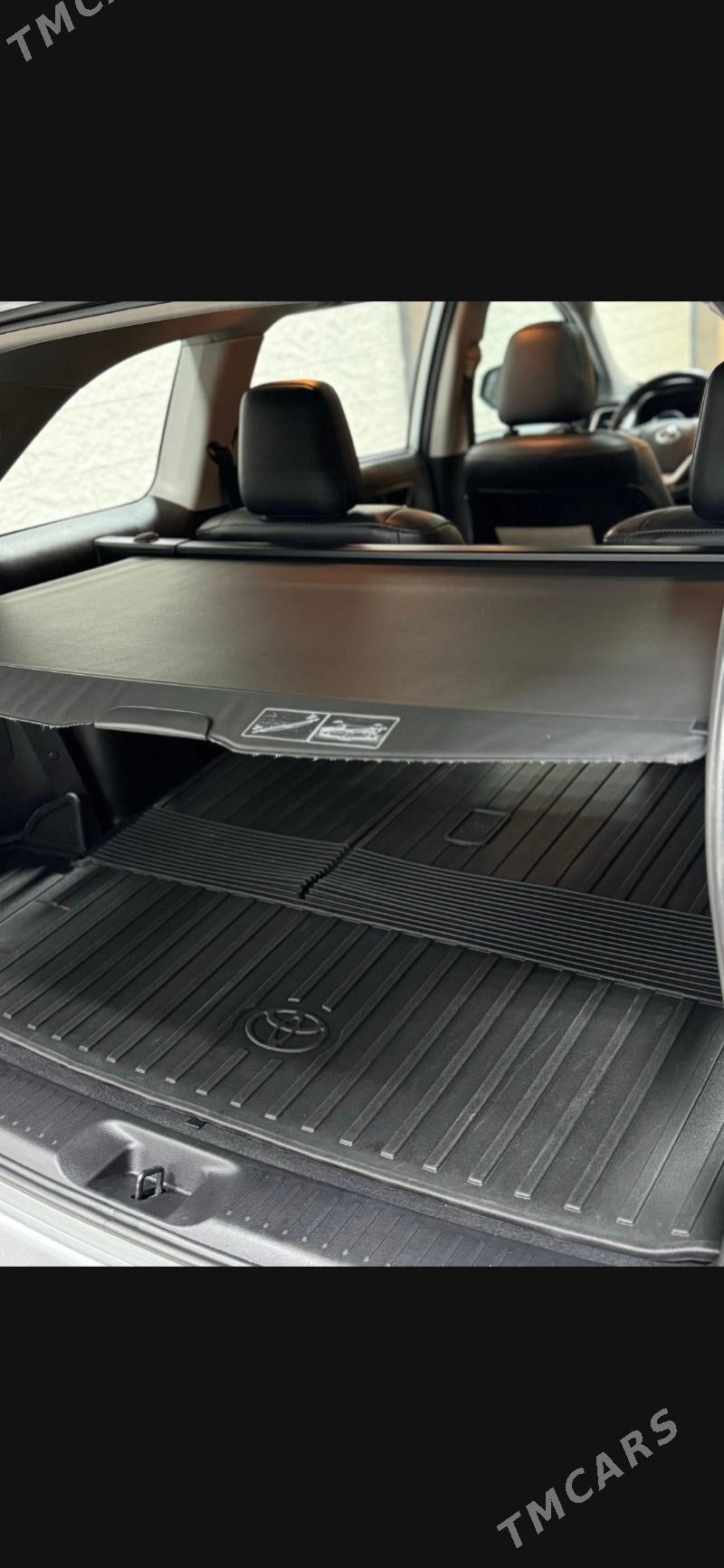 Toyota Highlander 2019 - 535 000 TMT - Туркменабат - img 10