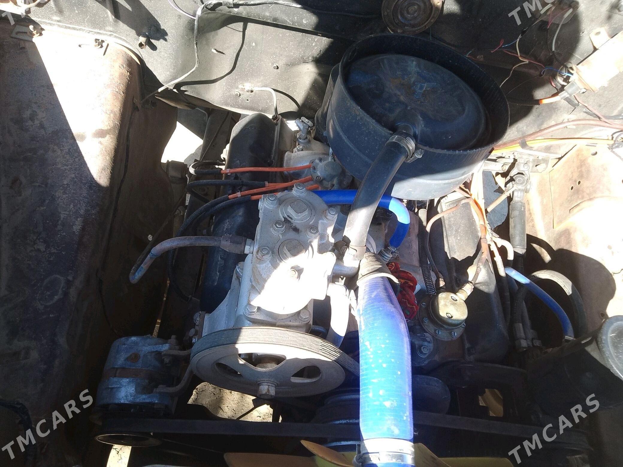 Zil 130 1992 - 50 000 TMT - Etrek - img 2