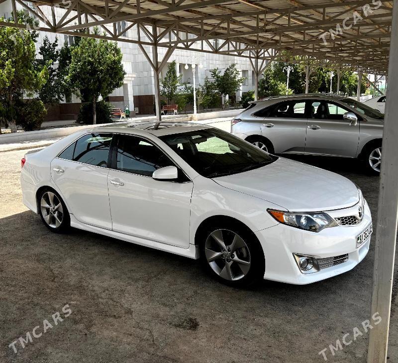 Toyota Camry 2012 - 225 000 TMT - Hitrowka - img 2