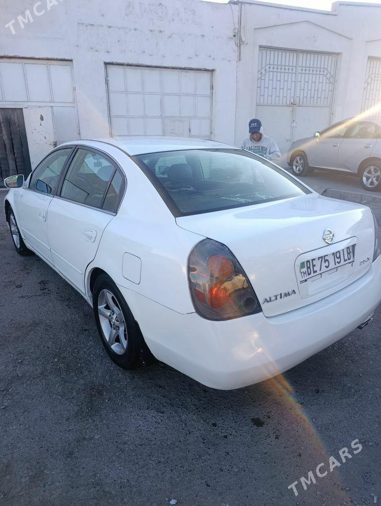 Nissan Altima 2002 - 70 000 TMT - Туркменабат - img 2