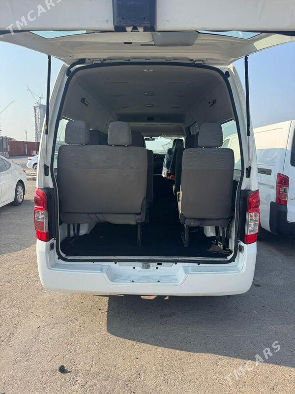 Nissan Urvan 2023 - 420 000 TMT - Mary - img 8