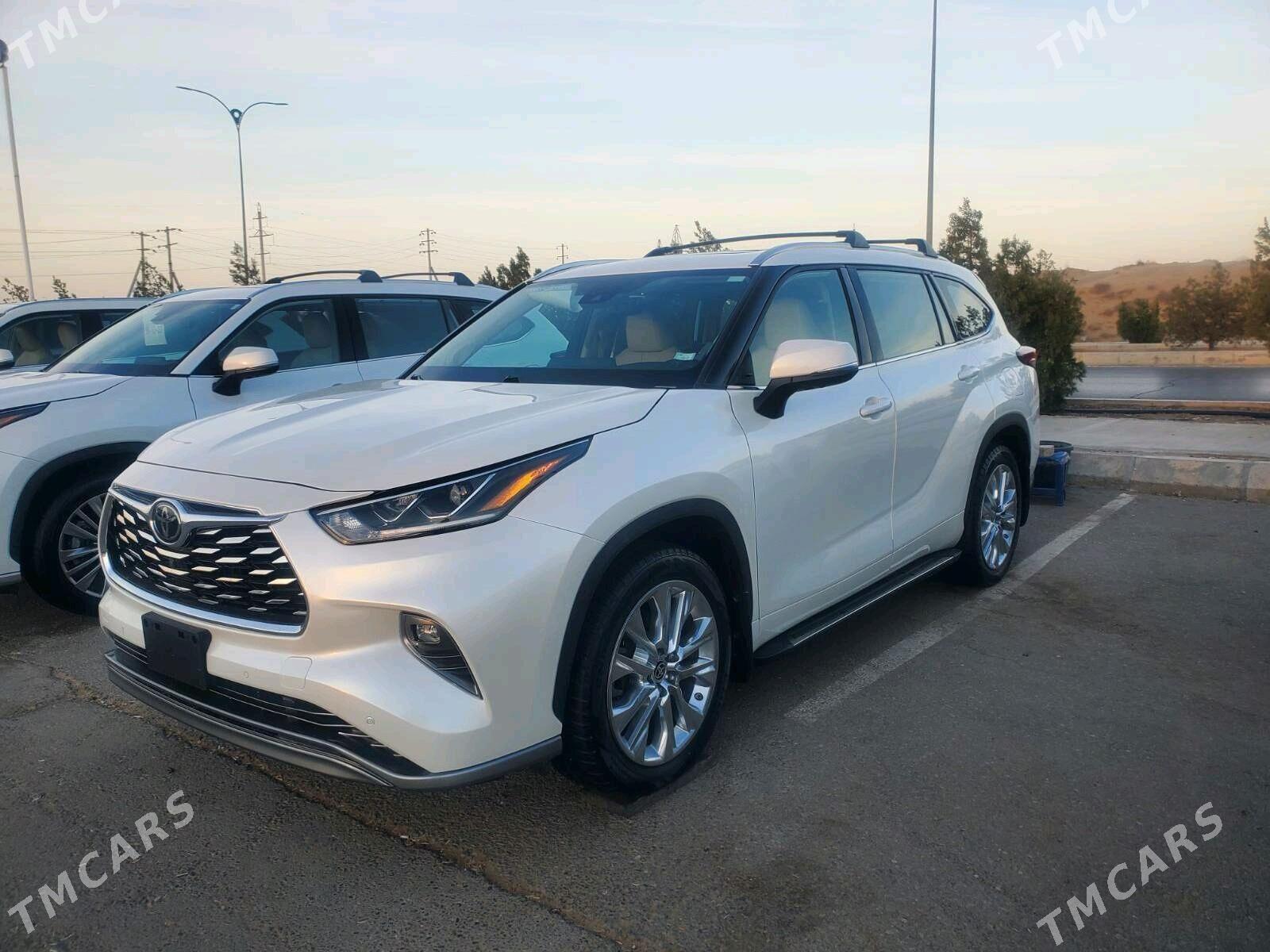 Toyota Highlander 2021 - 697 000 TMT - Ашхабад - img 1