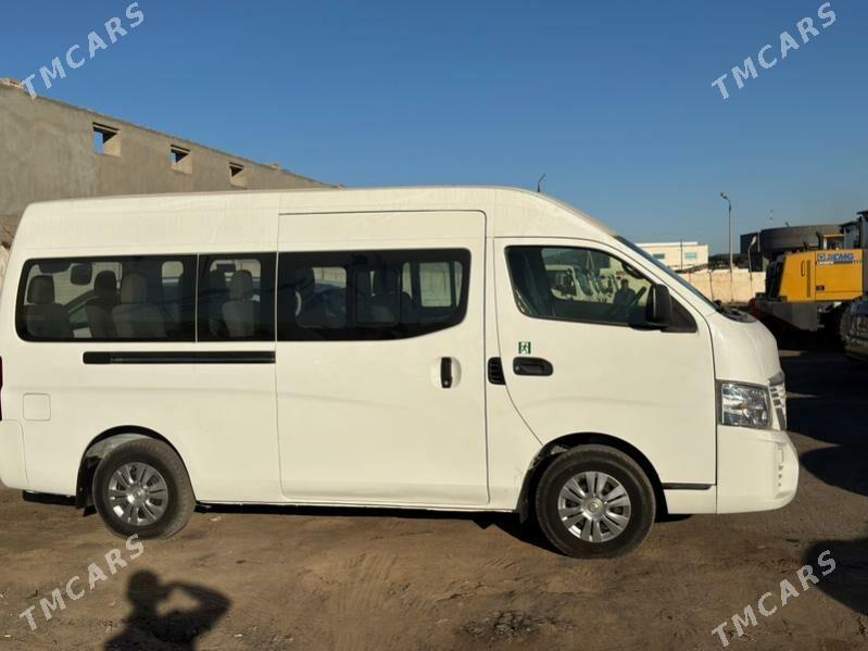 Nissan Urvan 2023 - 420 000 TMT - Mary - img 5