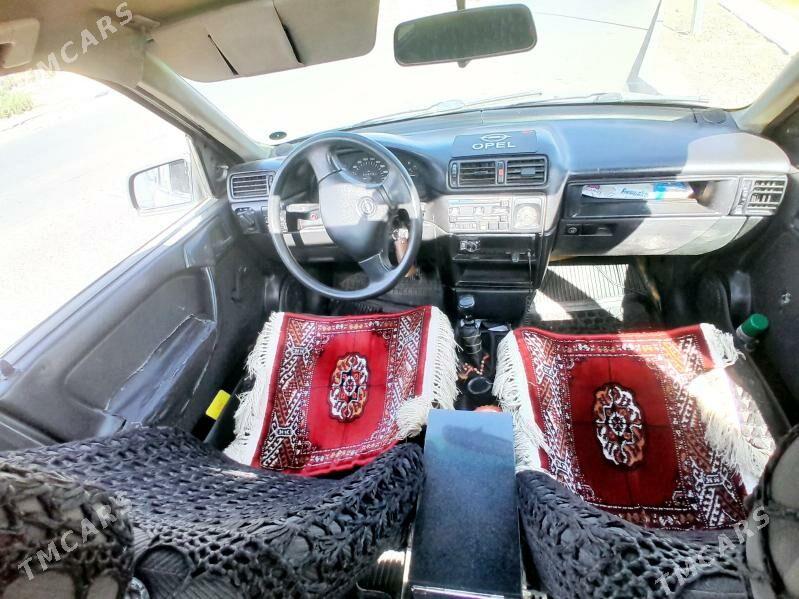 Opel Vectra 1992 - 25 000 TMT - Baýramaly - img 3