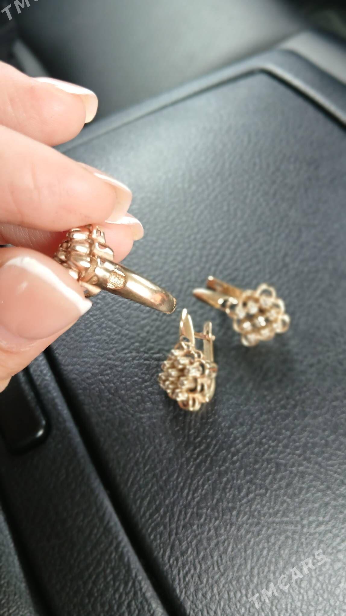 gyzyl komplekt yerevan - Балканабат - img 3