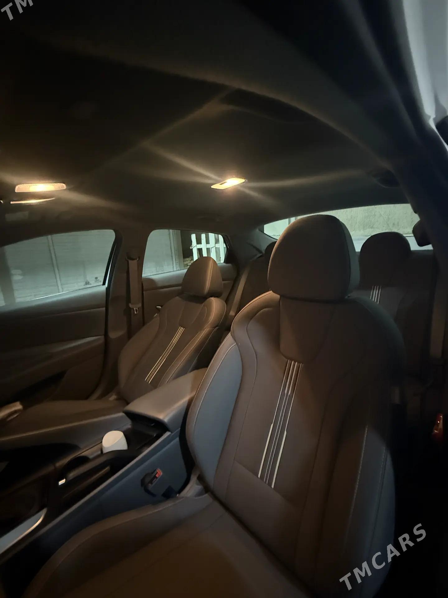 Hyundai Elantra 2022 - 300 000 TMT - Мары - img 8