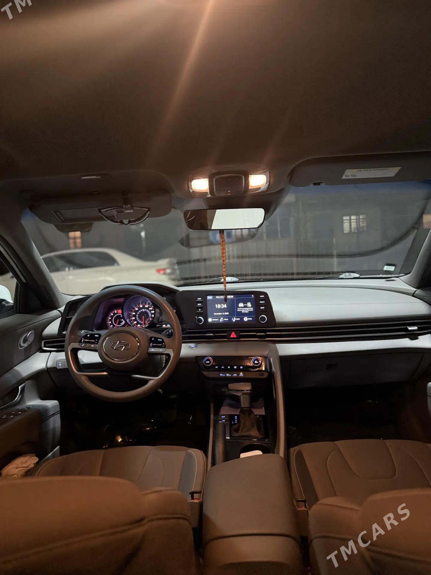 Hyundai Elantra 2022 - 300 000 TMT - Мары - img 7